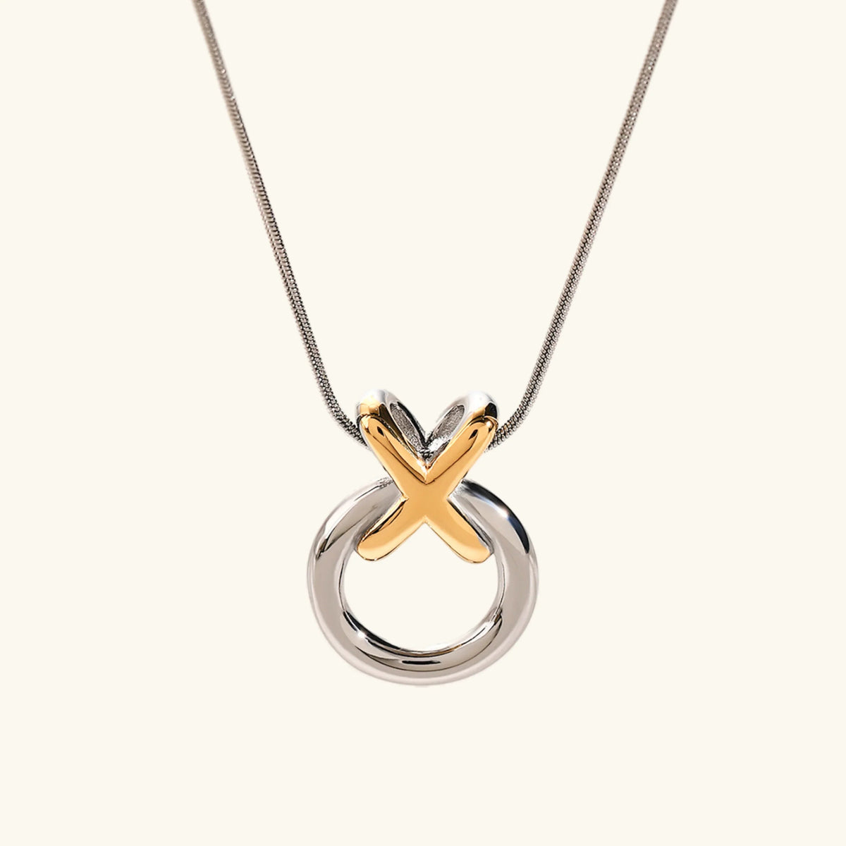 {
  "[Royal&Vicky]Mirabelle Ring Knot Necklace": "[Royal&Vicky] ミラベル リング ノット ネックレス"
}