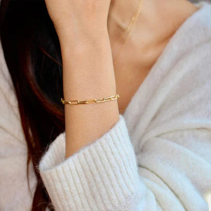 {"[Royal&Vicky]Eloise Gold Paperclip Bracelet"}
