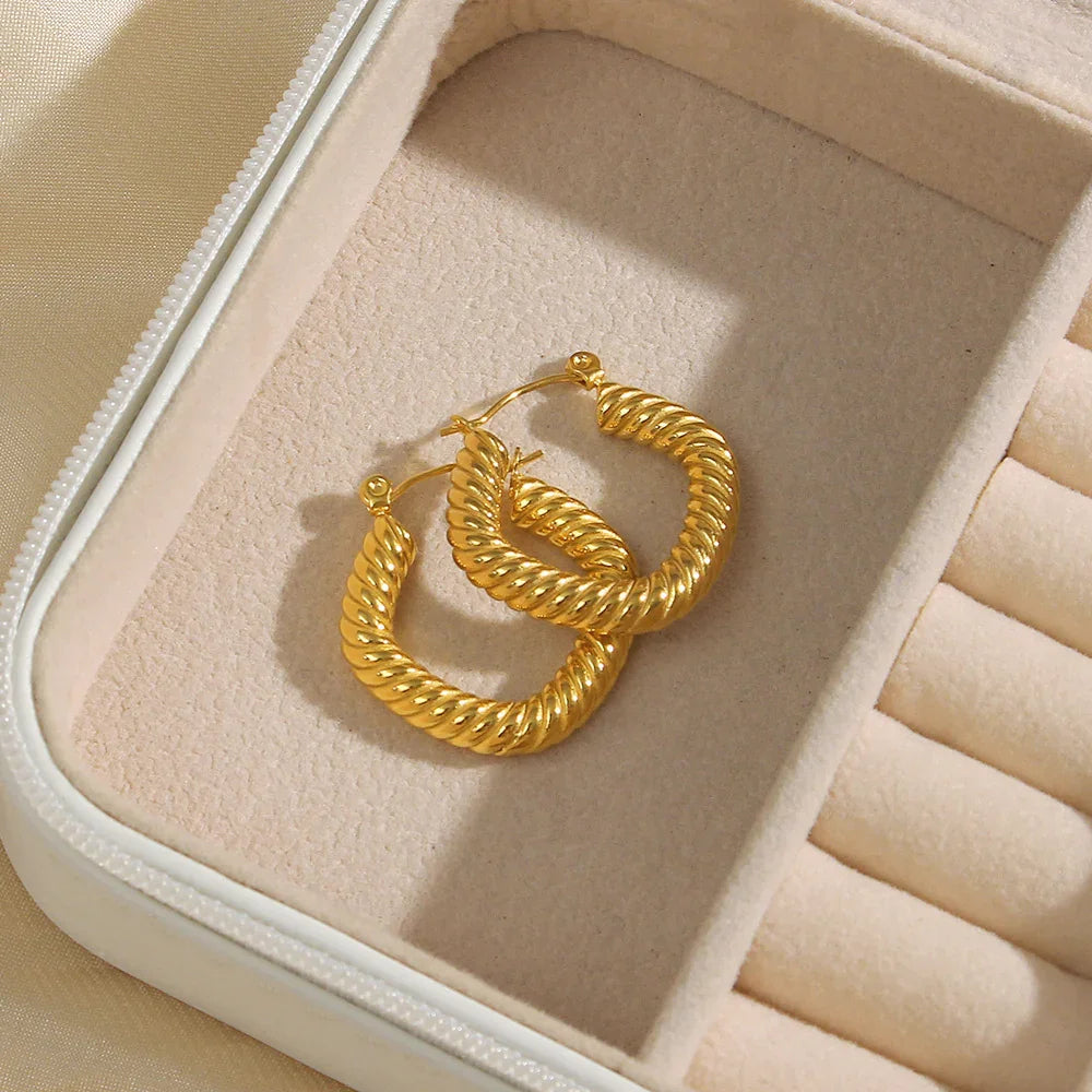 [Royal&Vicky]Emani Twist Square Earrings