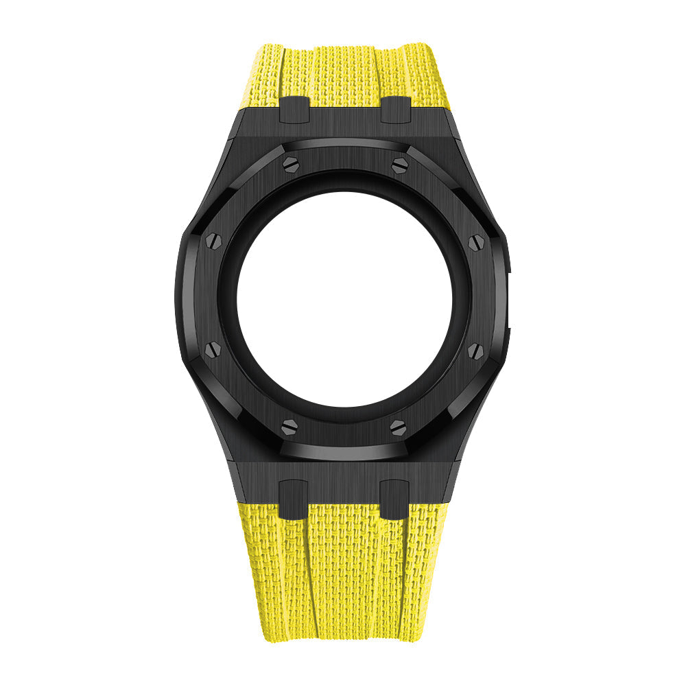 Uhrenarmband mit Vollverkleidung aus Stahlgehäuse und Fluorelastomer-Armband