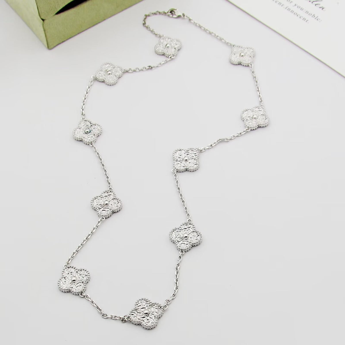 [Royal&Vicky]CLOVER 10 MOTIFS BRONZING NECKLACE