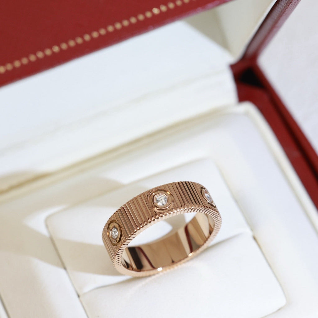 [Royal&Vicky]LOVE 6.5MM UNLIMITED RING, 6 DIAMONDS
