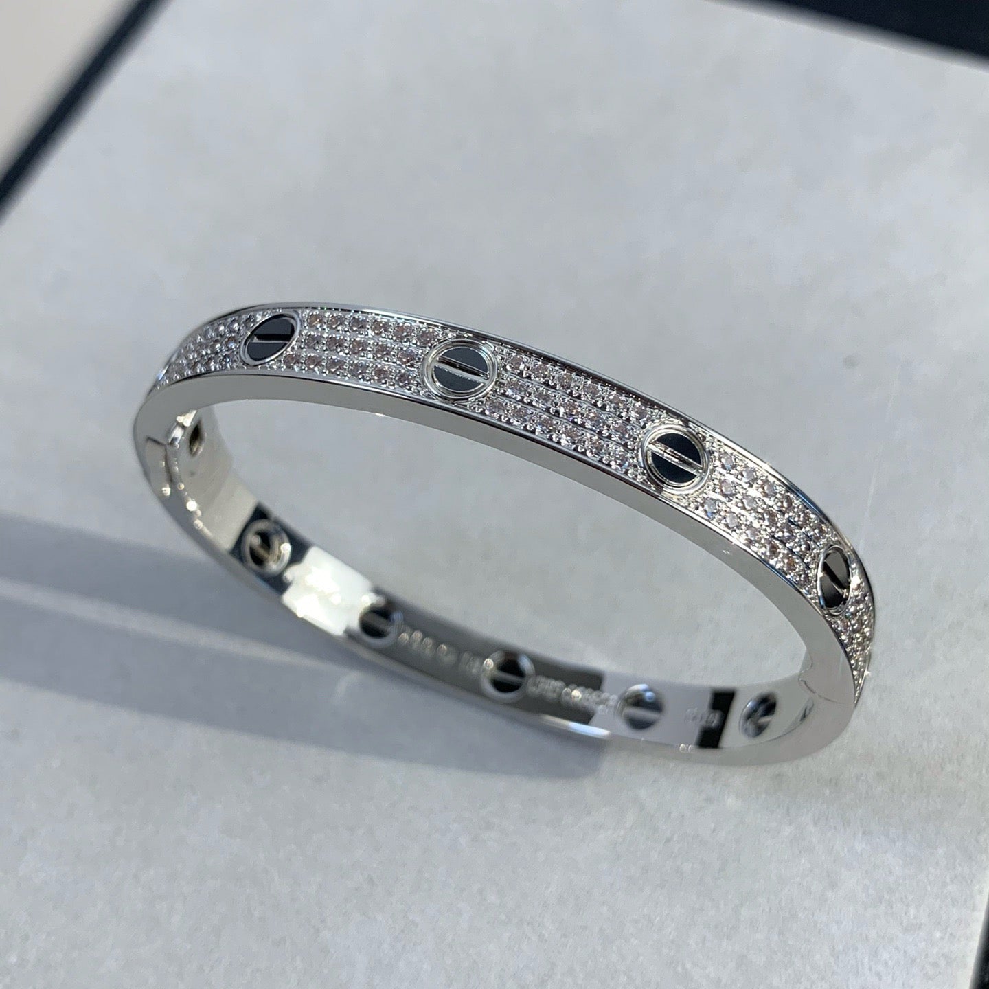 [ROYAL]LOVE BRACELET 6.1MM DIAMOND-PAVED CERAMIC