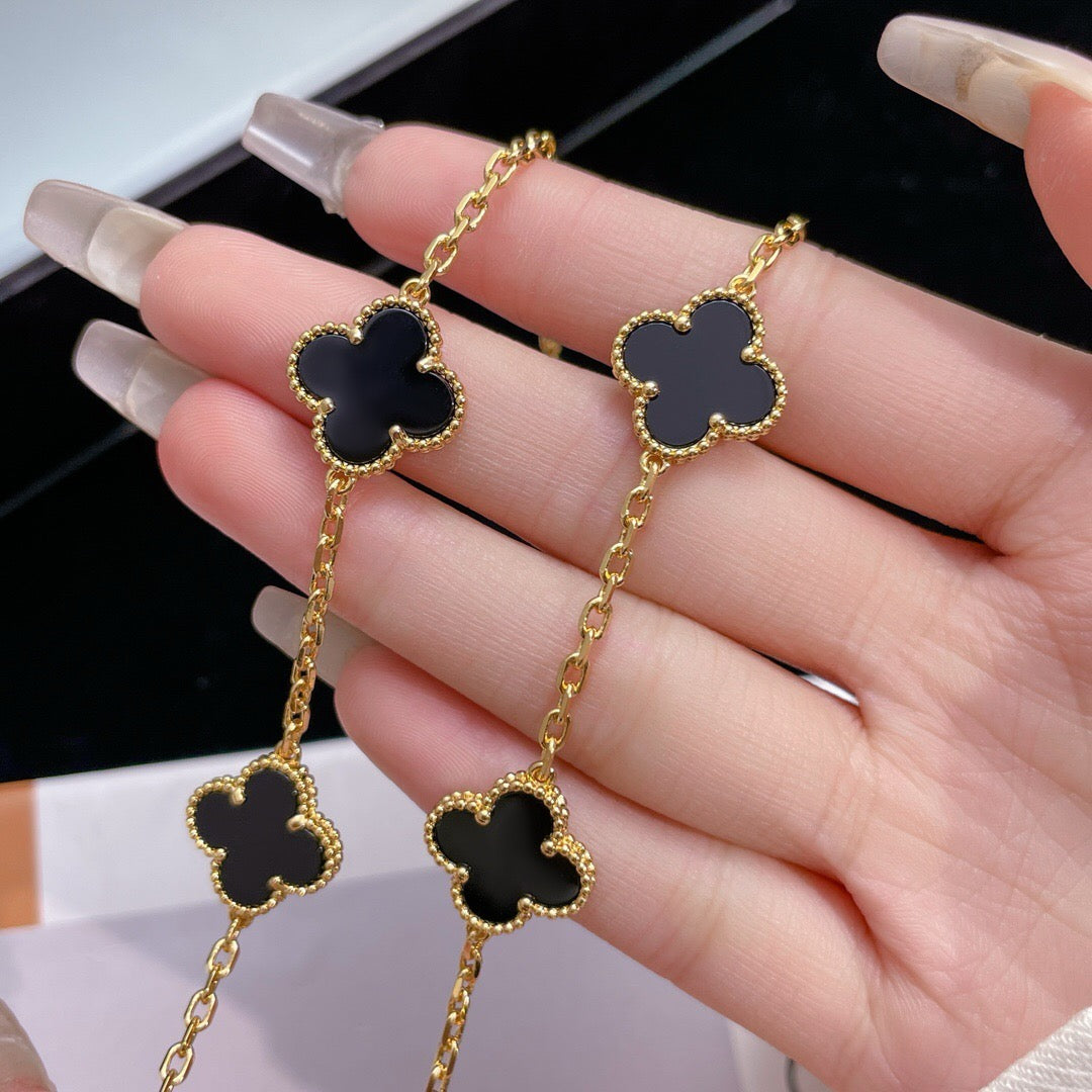 [ROYAL]CLOVER 10 MOTIFS ONYX NECKLACE