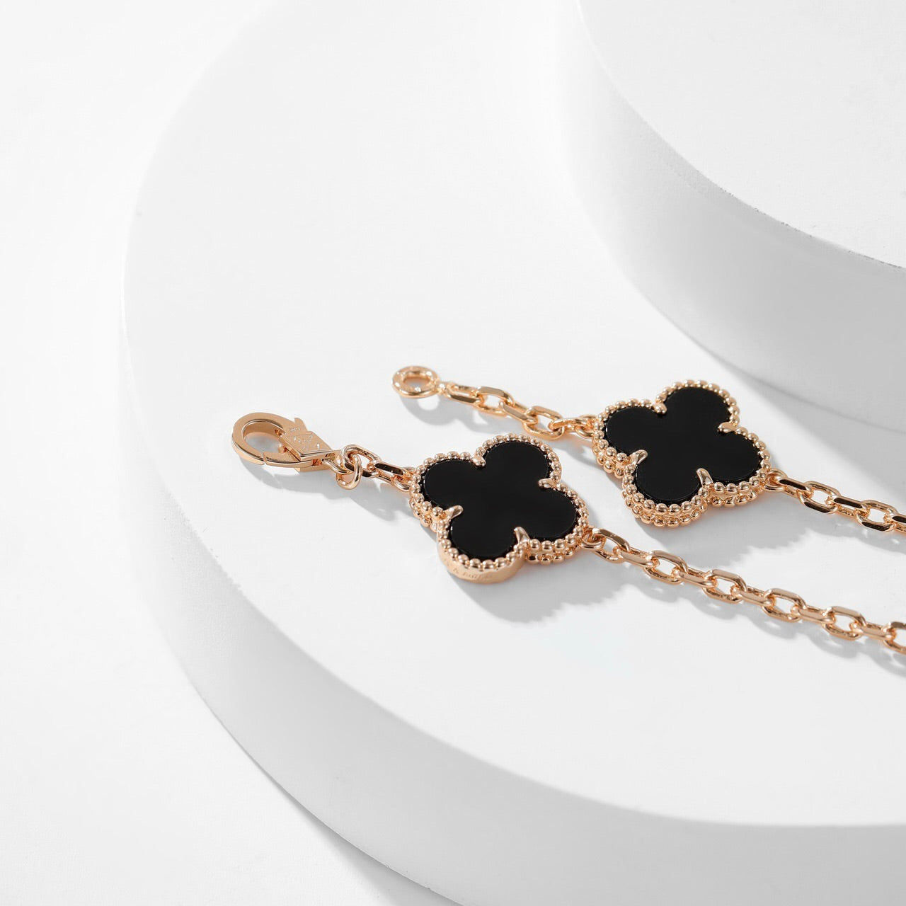 [ROYAL]CLOVER 10 MOTIFS ONYX NECKLACE