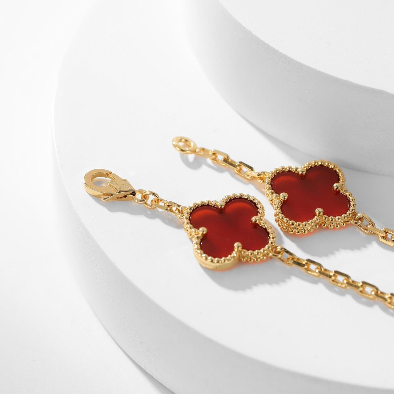 [ROYAL]CLOVER 10 MOTIFS CARNELIAN NECKLACE