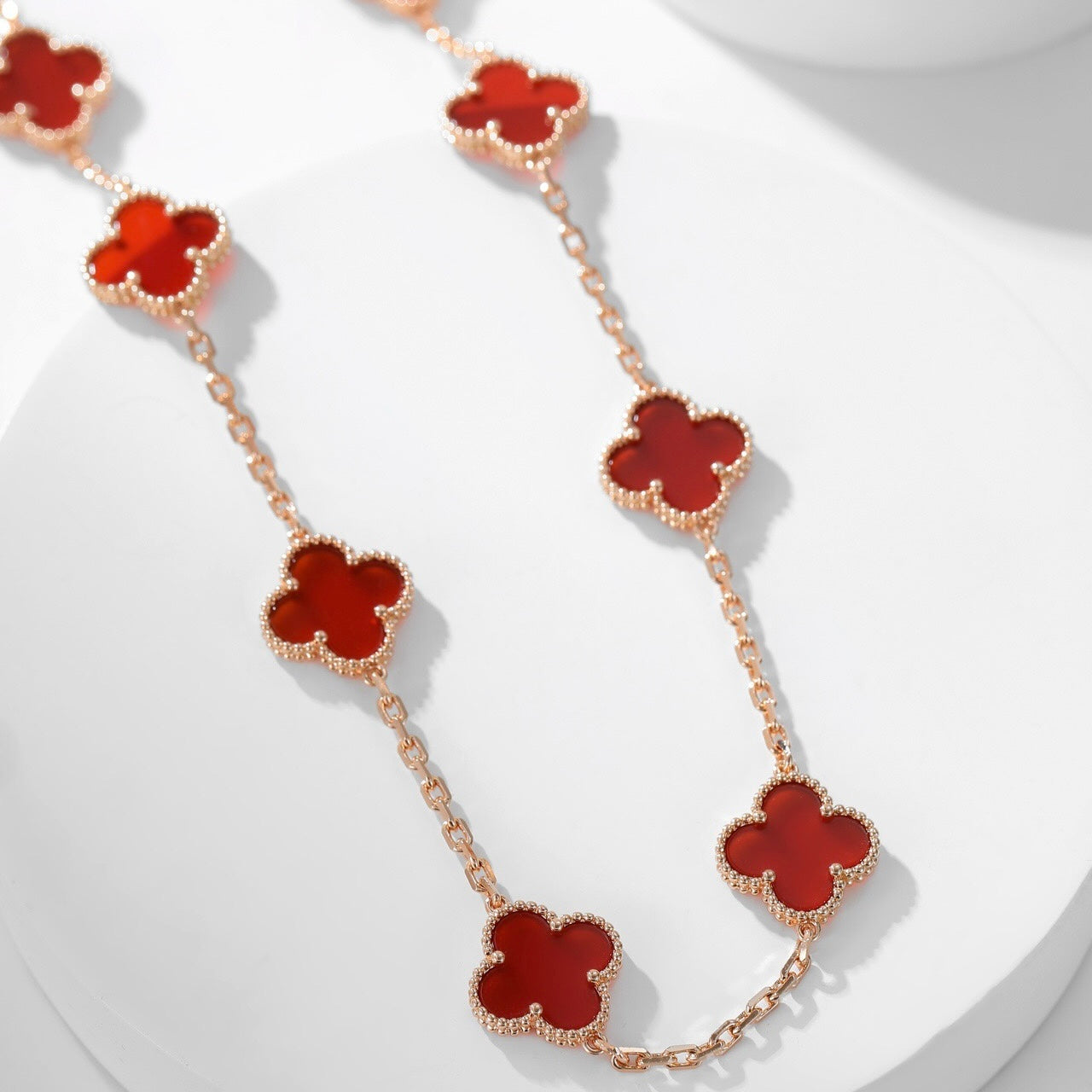 [ROYAL]CLOVER 10 MOTIFS CARNELIAN NECKLACE