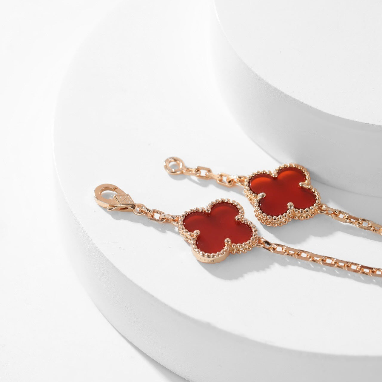 [ROYAL]CLOVER 10 MOTIFS CARNELIAN NECKLACE