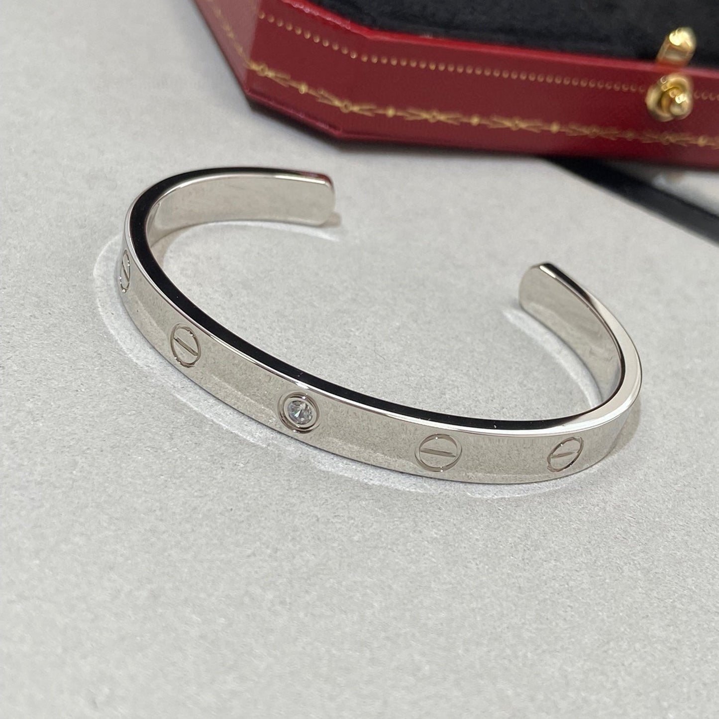 [ROYAL]LOVE BRACELET 6.1MM 1 DIAMOND OPEN CUFF