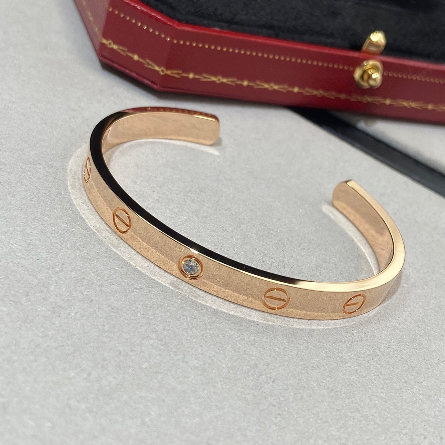 [ROYAL]LOVE BRACELET 6.1MM 1 DIAMOND OPEN CUFF