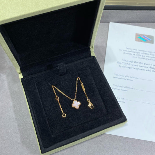 [Royal&Vicky]CLOVER 9.5MM PINK MOTHER OF PEARL SINGLE FLOWER NECKLACE