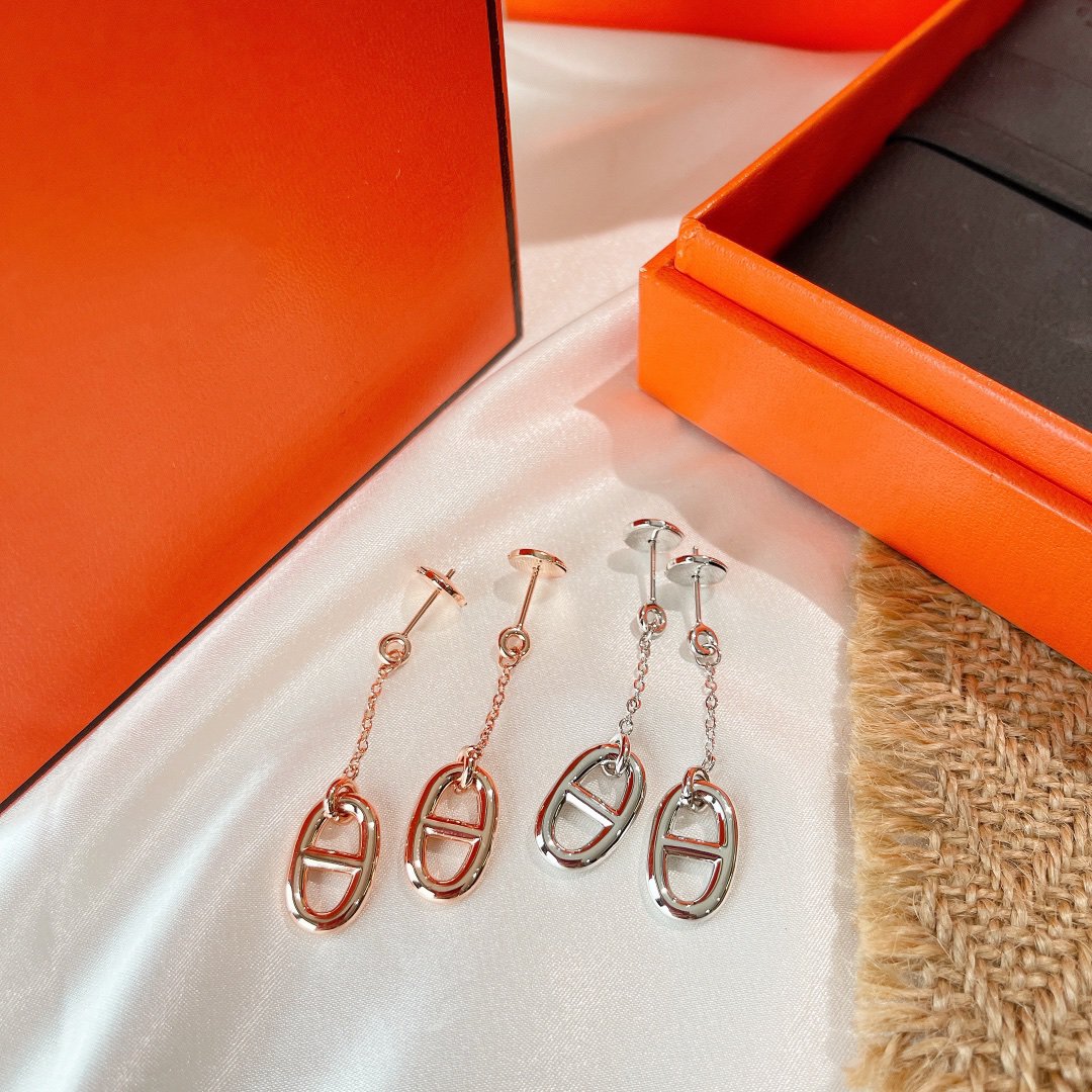 [ROYAL]CHAINE TASSEL EARRINGS