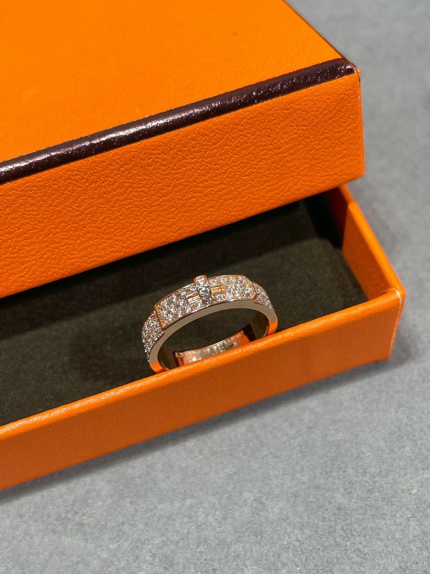 [ROYAL]KELLY PINK GOLD DIAMOND RING