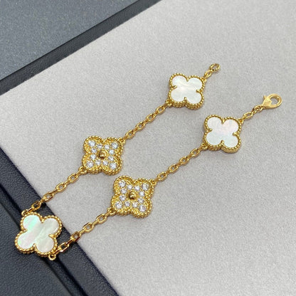 [ROYAL]CLOVER BRACELET 5 MOTIF WHITE MOP DIAMOND