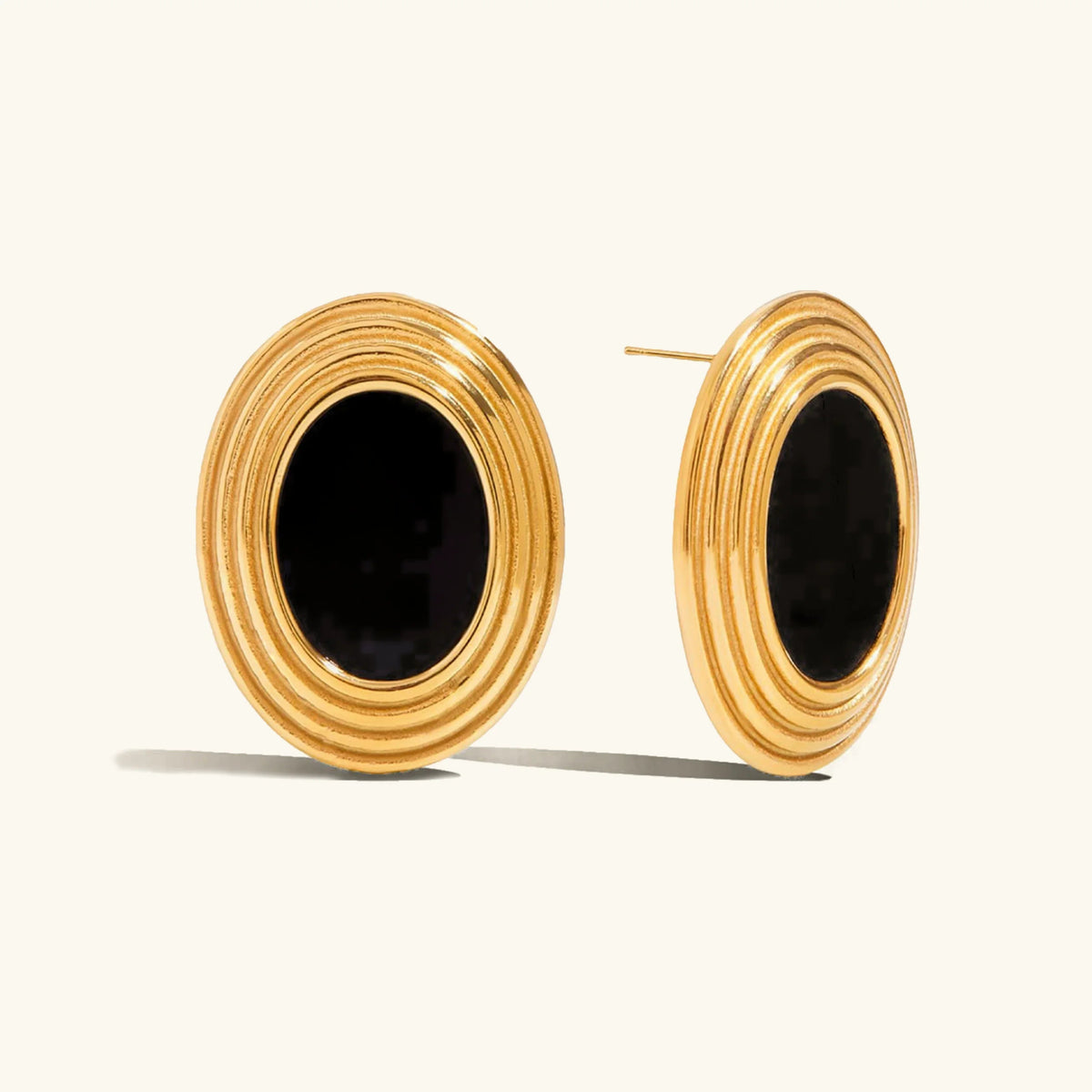 [ロイヤル＆ヴィッキー] ルーシー ゴールドエナメルピアス