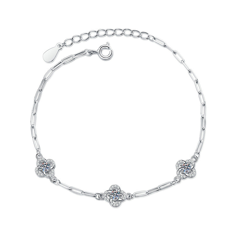 [Royal&Vicky]TRIPLE-CLOVER MOISSANITE BRACELET