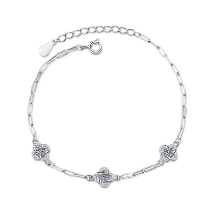 [Royal&Vicky]TRIPLE-CLOVER MOISSANITE BRACELET