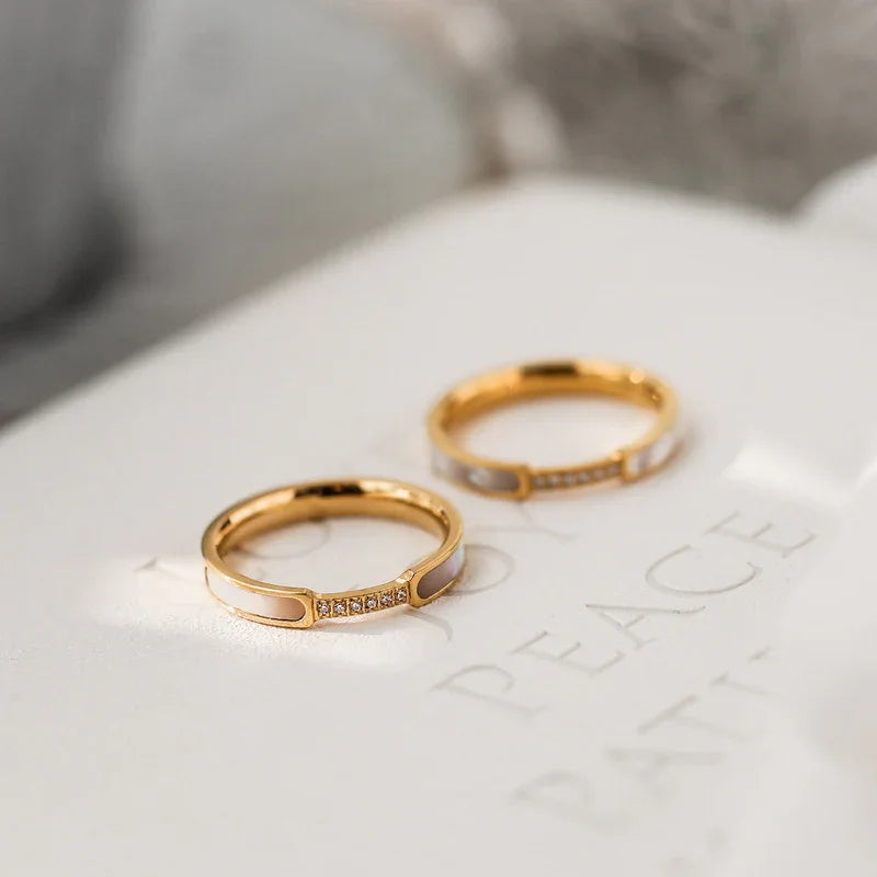 [Royal&Vicky]Gabrielle Goldring mit Diamant-Imitat
