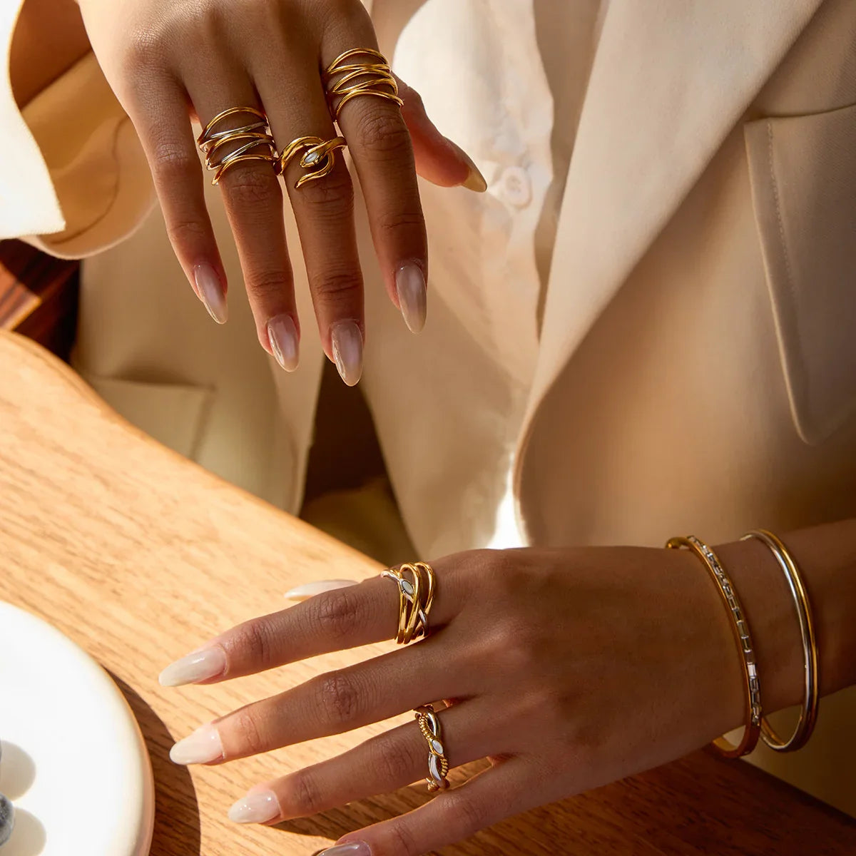 [Royal&Vicky]Nerisse Two-Tone Twist Ring