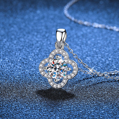 [Royal&Vicky]CLASSIC CLOVER MOISSANITE PENDANT NECKLACE