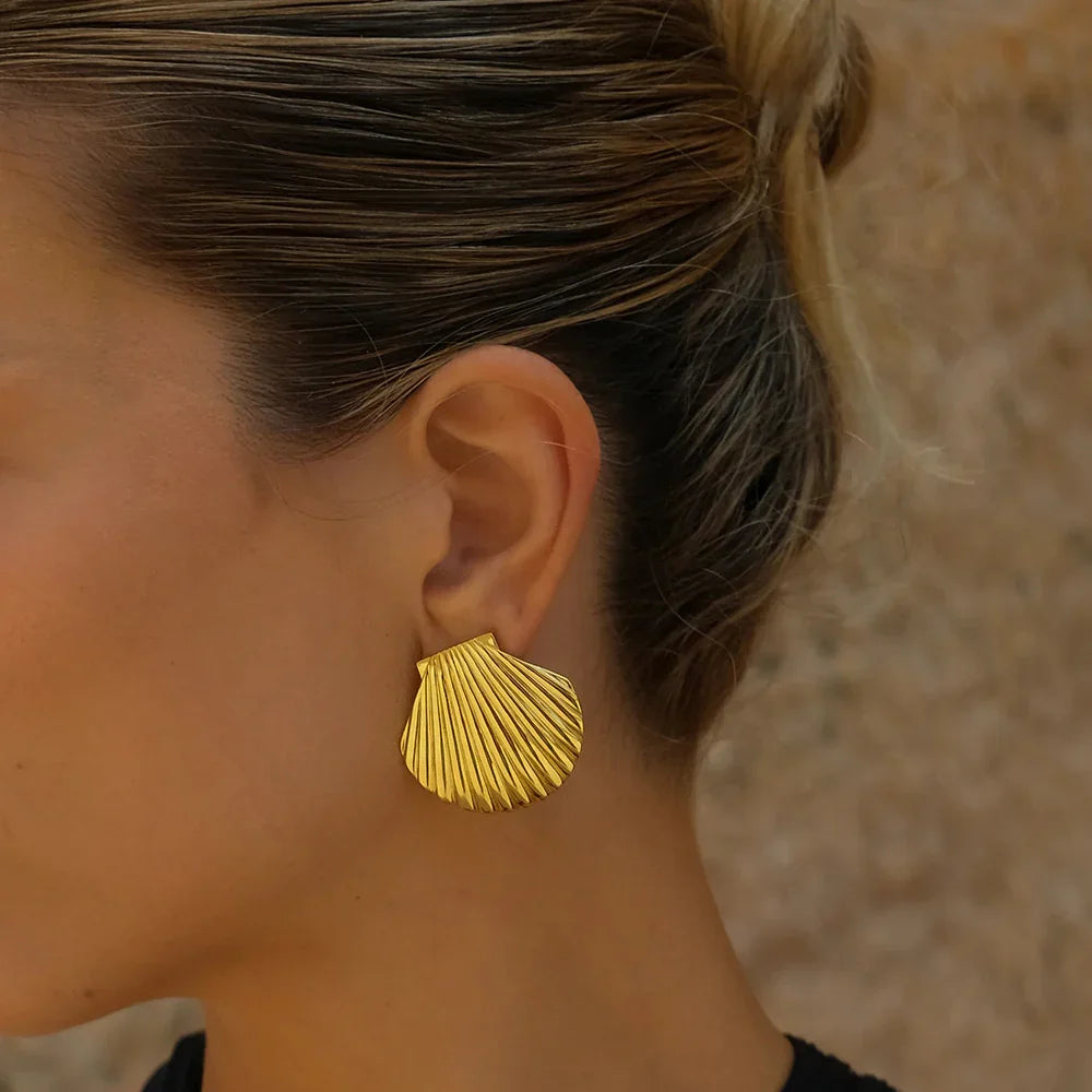 [Royal&Vicky]Nicole Muschel-Ohrringe Gold