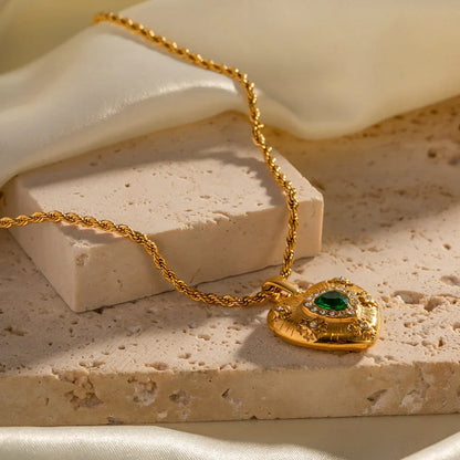 {"[Royal&Vicky]Caelus Gold Heart Necklace"}
