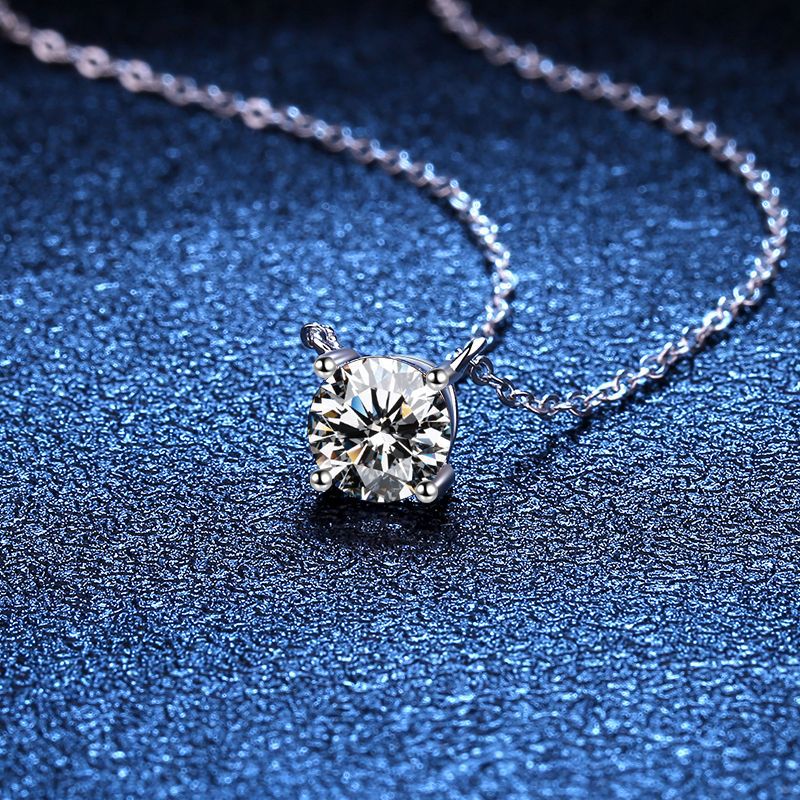 [Royal&Vicky]CLASSIC FOUR-PRONG SOLITAIRE MOISSANITE NECKLACE