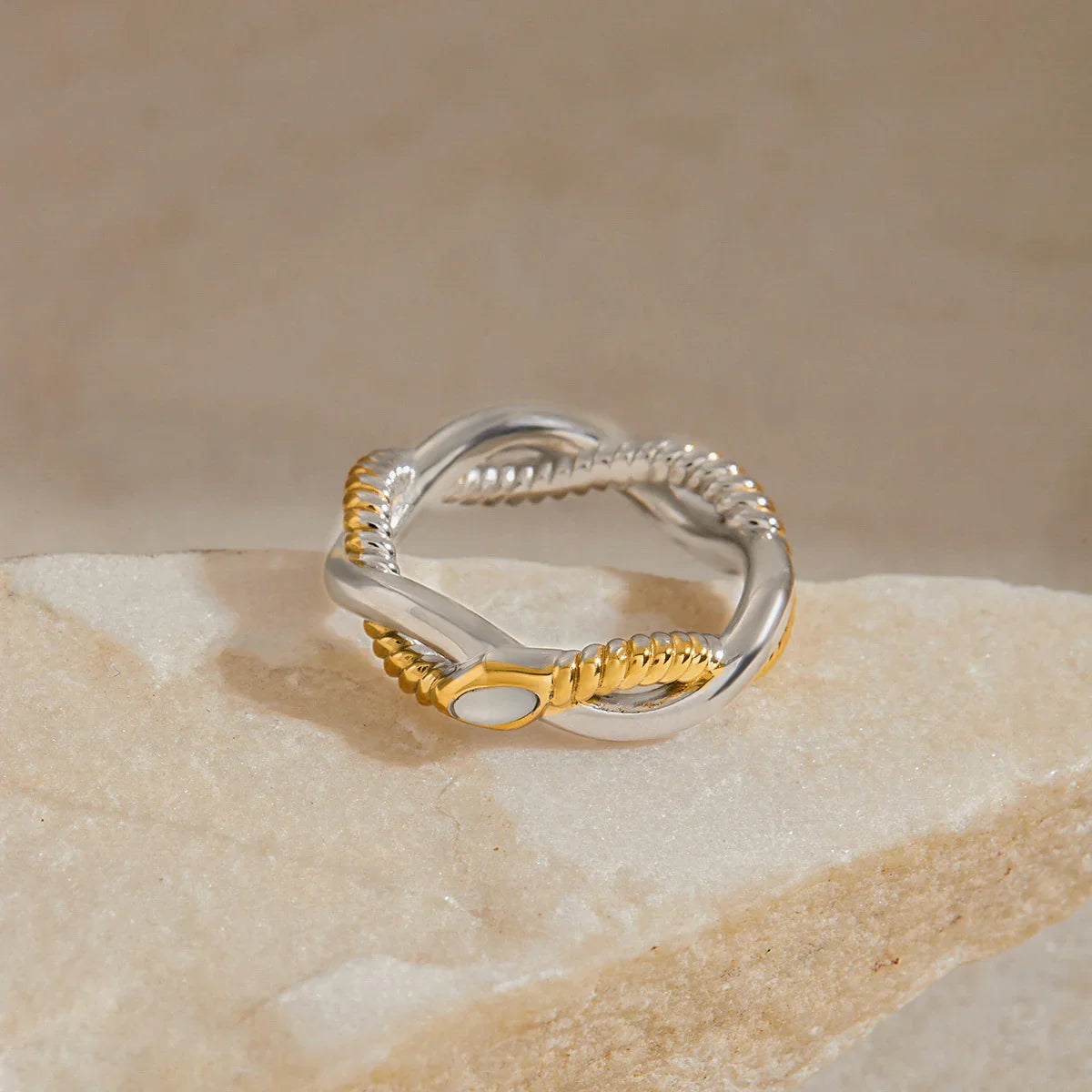 [Royal&Vicky]Nerisse Two-Tone Twist Ring