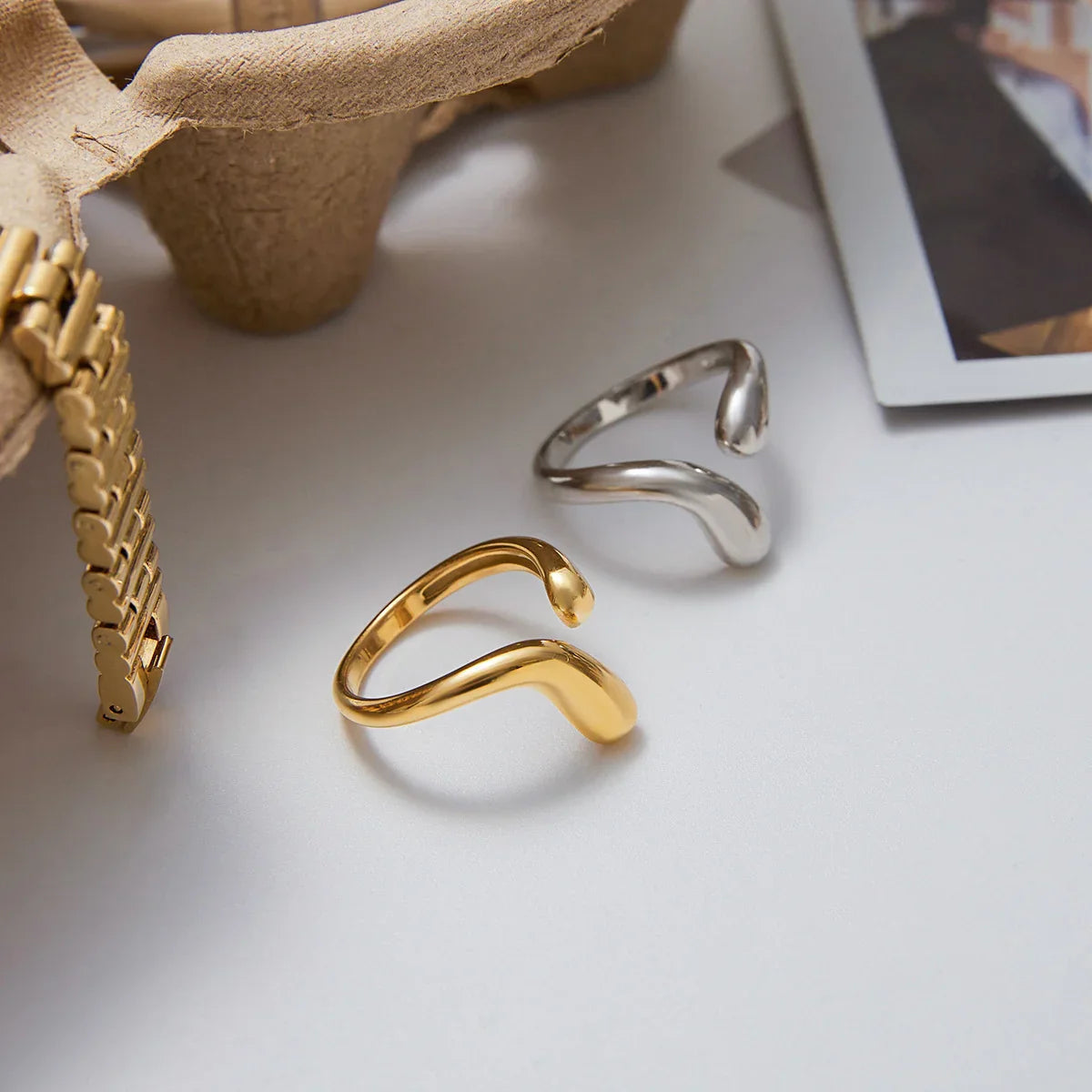 [Royal&Vicky]Diane gedrehter Bandring