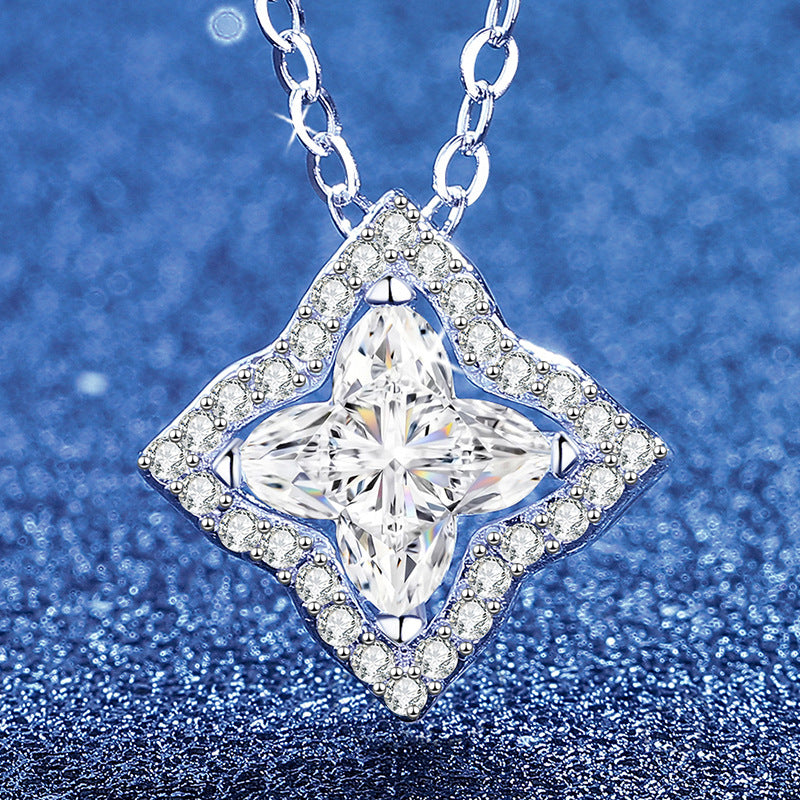 [Royal&Vicky]STAR-CLOVER MOISSANITE NECKLACE