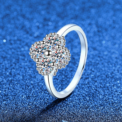 [Royal&Vicky]ELEGANT FOUR-LEAF CLOVER MOISSANITE RING