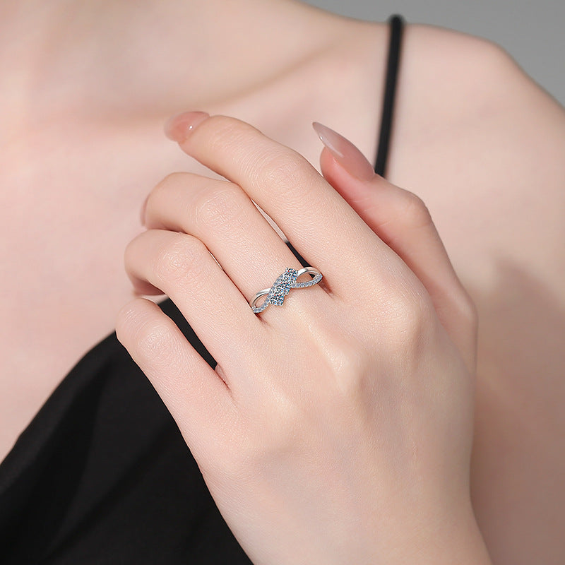 [Royal&Vicky]INTERTWINING LOVE MOISSANITE RING