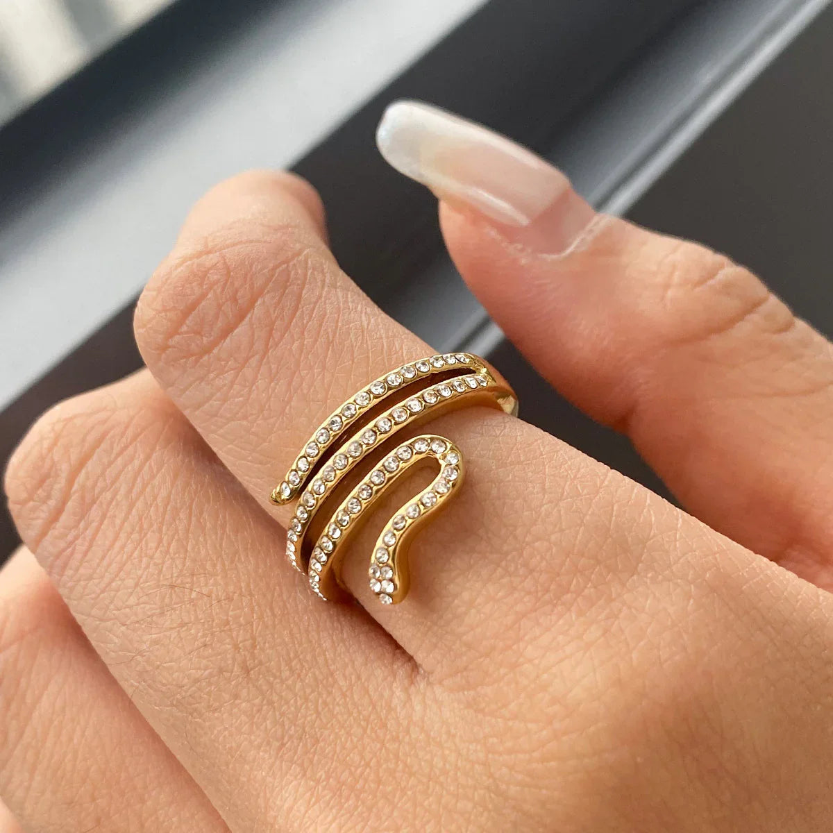 [Royal&Vicky]Serpentina Layered Diamond Ring