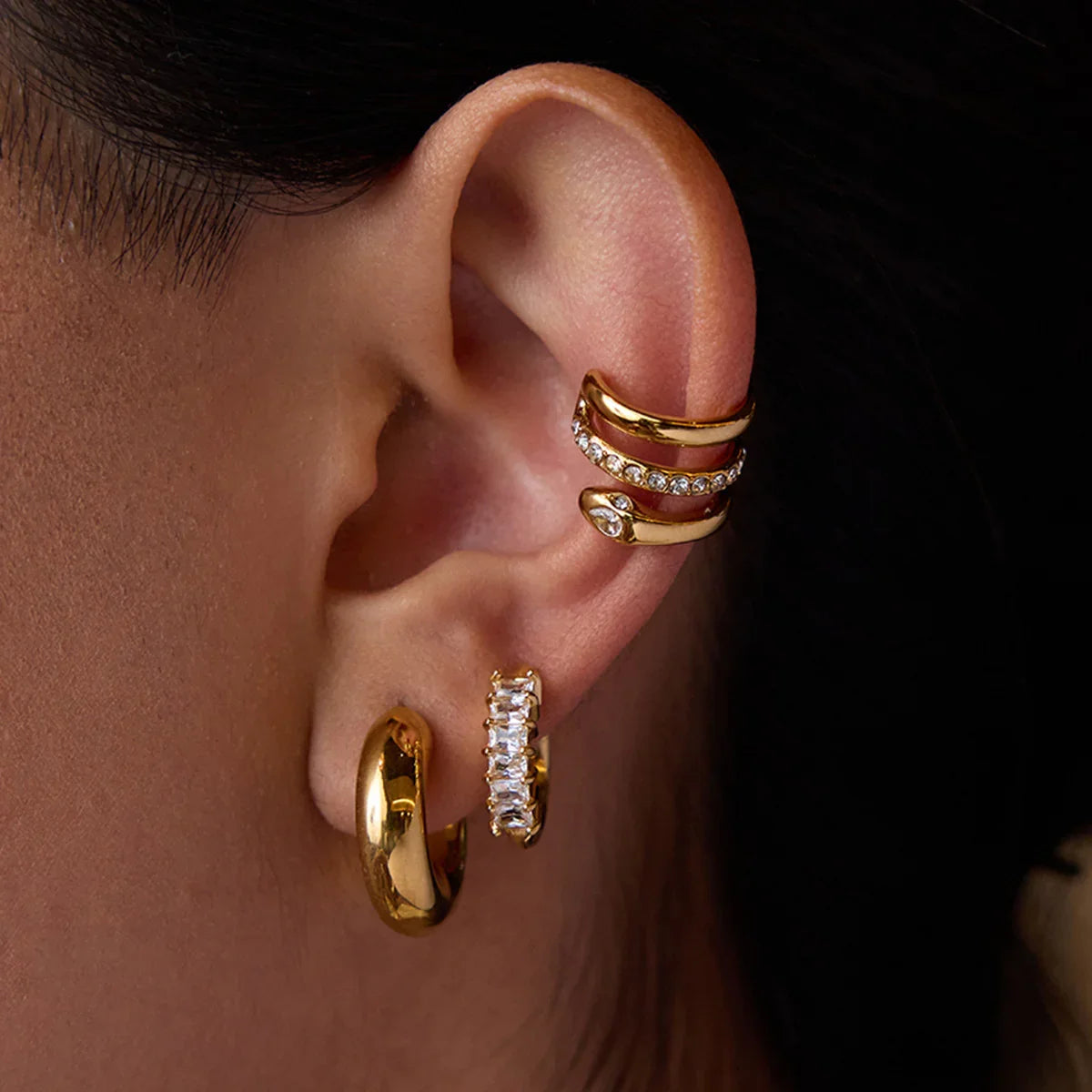 {
  "Royal&Vicky": "Royal&Vicky",
  "Orielle Staple Gold Earrings Bundle": "オリエル ステイプル ゴールドピアス セット"
}
