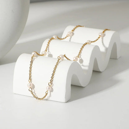 {
  "Royal&Vicky": "Royal&Vicky",
  "Nora Gold Pearl Necklace": "ノラ ゴールドパールネックレス"
}