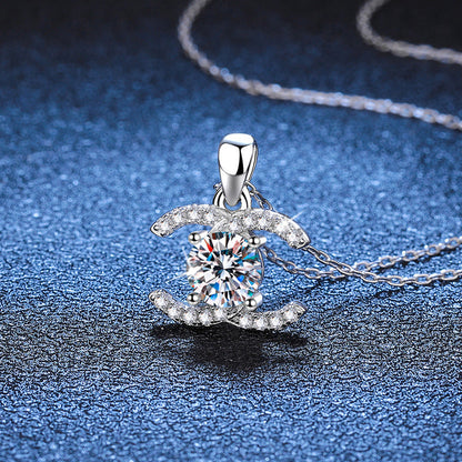 [Royal&Vicky]CLASSIC INTERLOCKING MOISSANITE PENDANT NECKLACE
