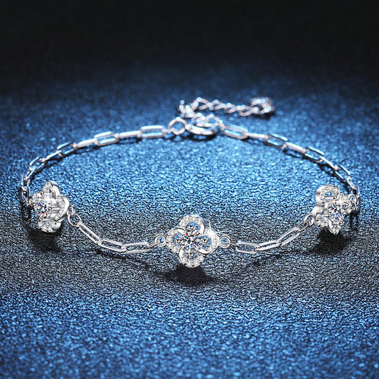 [Royal&Vicky]TRIPLE-CLOVER MOISSANITE BRACELET