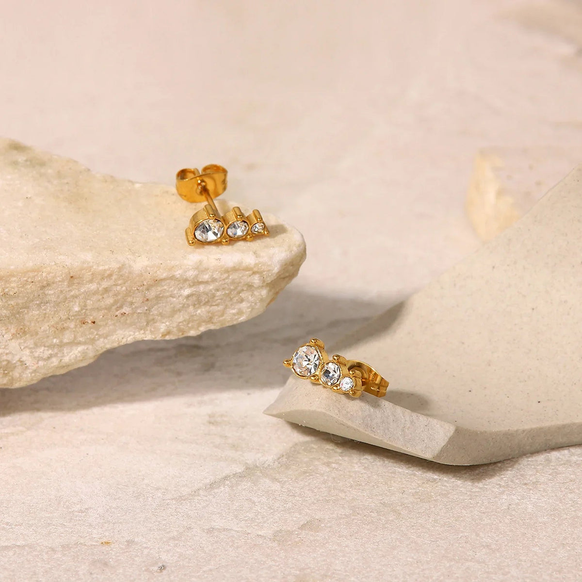 [Royal&Vicky] リラゴールドピアス