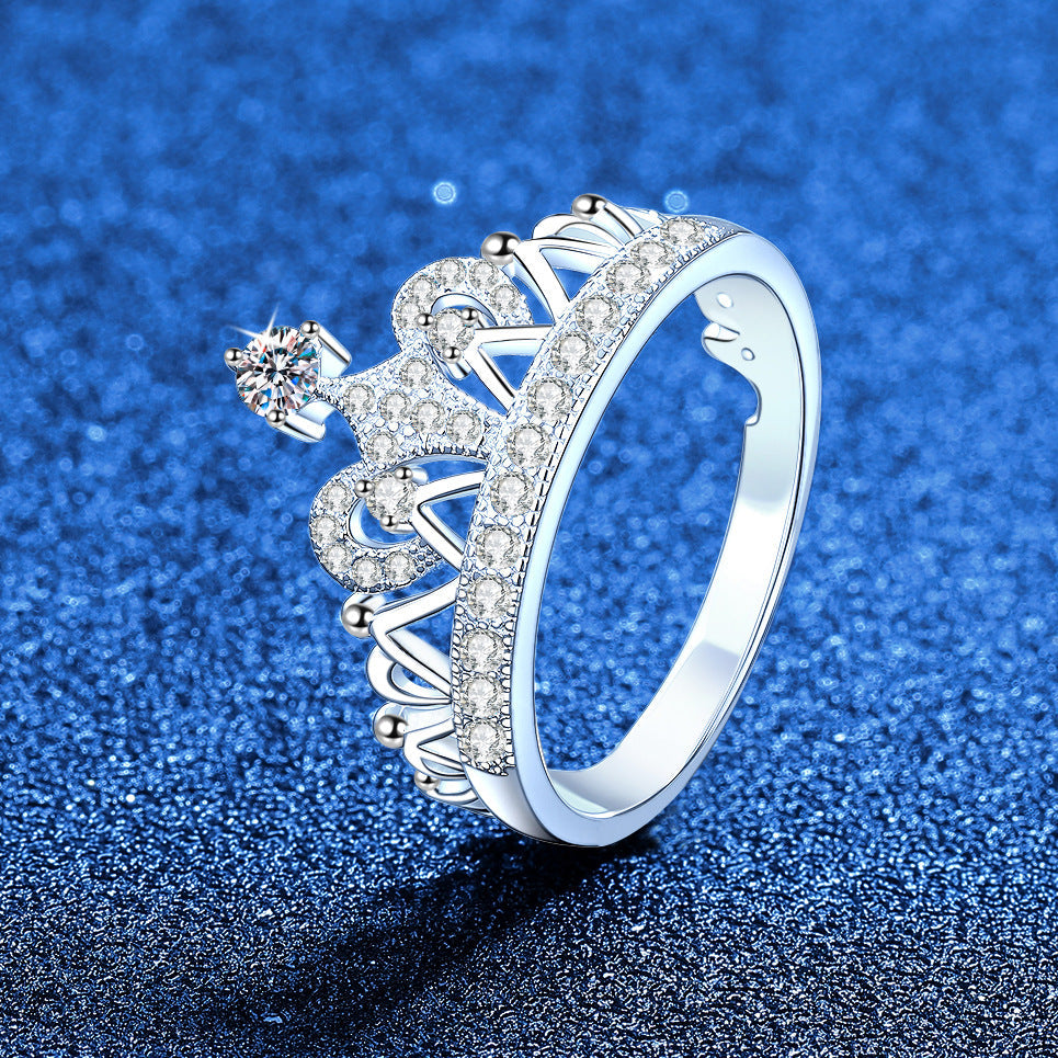 [Leaves]DREAMY CROWN モアッサナイトリング – 1.2カラット エレガントプリンセススタイル
