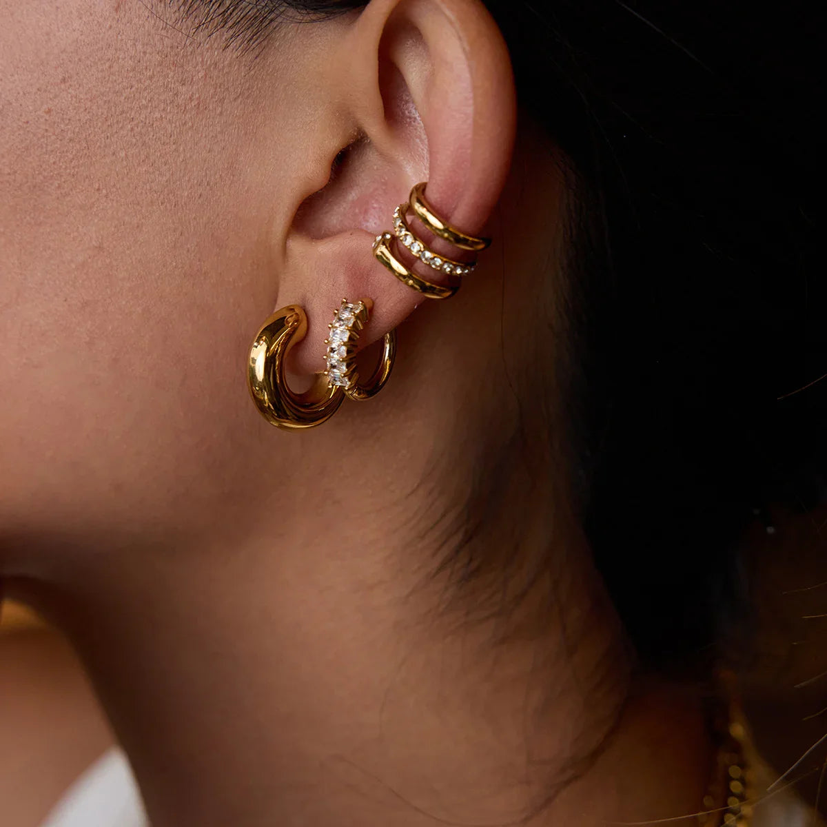 {
  "Royal&Vicky": "Royal&Vicky",
  "Orielle Staple Gold Earrings Bundle": "オリエル ステイプル ゴールドピアス セット"
}