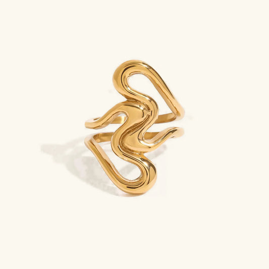 [Royal&Vicky]Corina Goldring mit Abstraktem Design