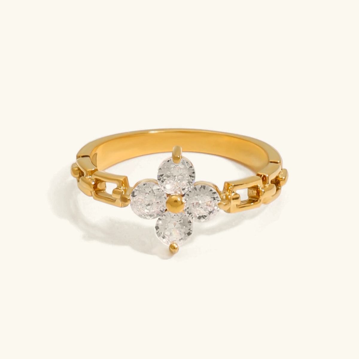 [Royal&Vicky] クレスティーヌ・ダイヤモンド・ペタル・リング