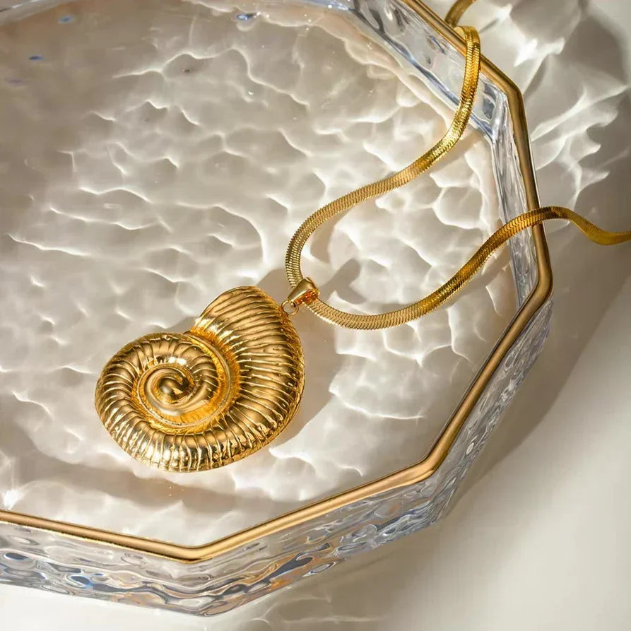 [Royal&Vicky]Cascadia Nautilus Goldhalskette