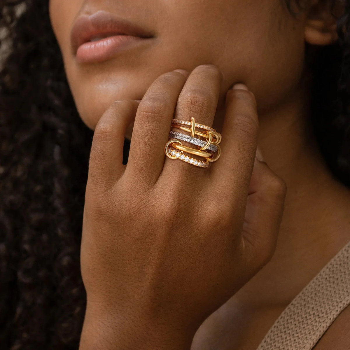 [Royal&Vicky]Blaise Ring mit gestapelten Diamanten