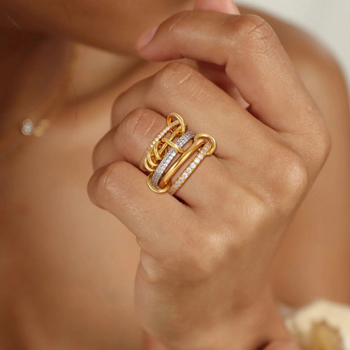 [Royal&Vicky]Blaise Ring mit gestapelten Diamanten