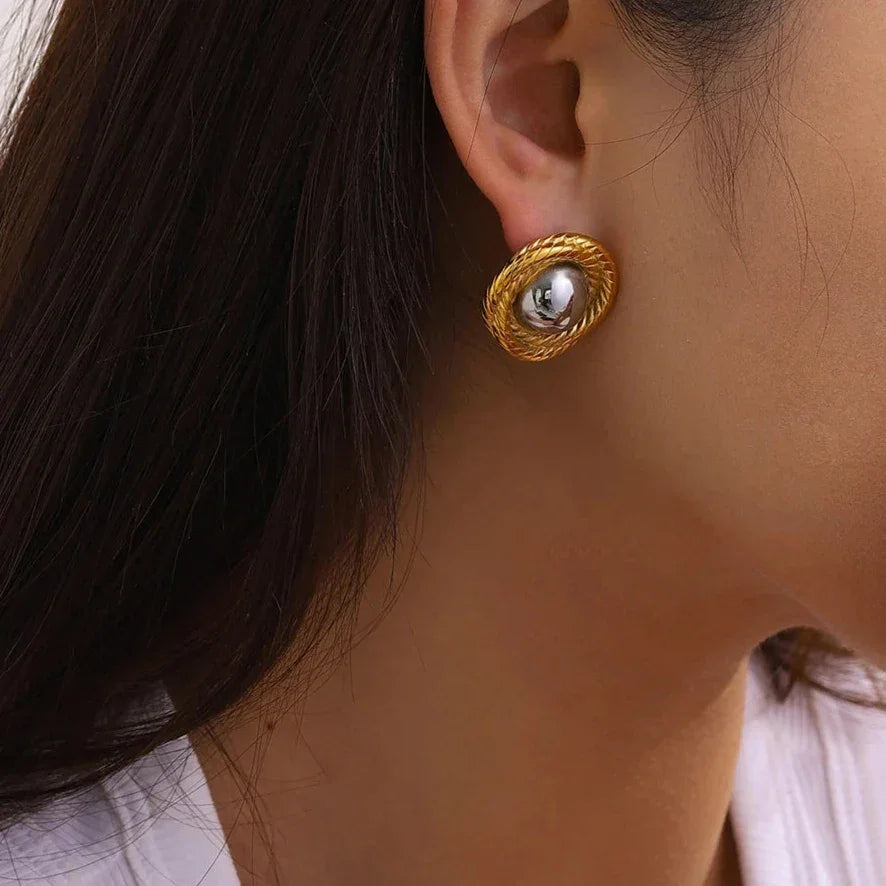 [ロイヤル＆ヴィッキー]アリアドネ ゴールドピアス