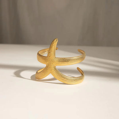 {"[Royal&Vicky]Annika Gold Starfish Cuff"}