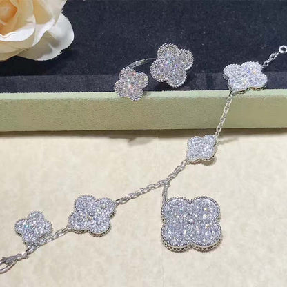 [Royal]CLOVER 6 MOTIFS SILVER DIAMOND BRACELET