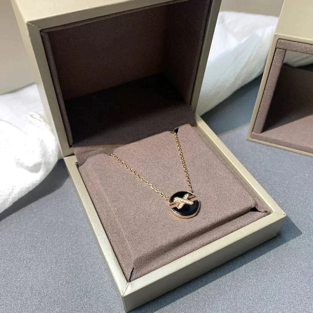 [ROYAL]JEUX DE ROSE GOLD DIAMOND NECKLACE