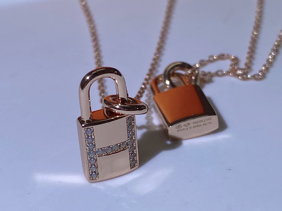 [ROYAL]HM ADVANCED NICHE LOCK HEAD NECKLACE DIAMONDS